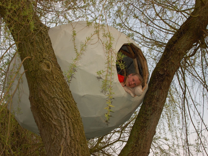 Boomhut Lo - De Witte Kamer - Landschapsarchitectuur en interieurarchitectuur voor kleine, grote en zotte projecten