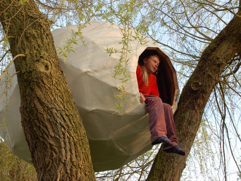 Boomhut Lo - De Witte Kamer - Landschapsarchitectuur en interieurarchitectuur voor kleine, grote en zotte projecten