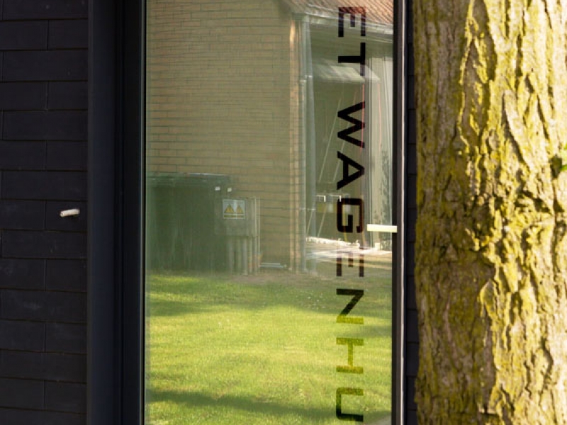 Wagenhuis - De Witte Kamer - Landschapsarchitectuur en interieurarchitectuur voor kleine, grote en zotte projecten